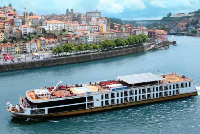 Douro Azul a recrutar em diversas áreas